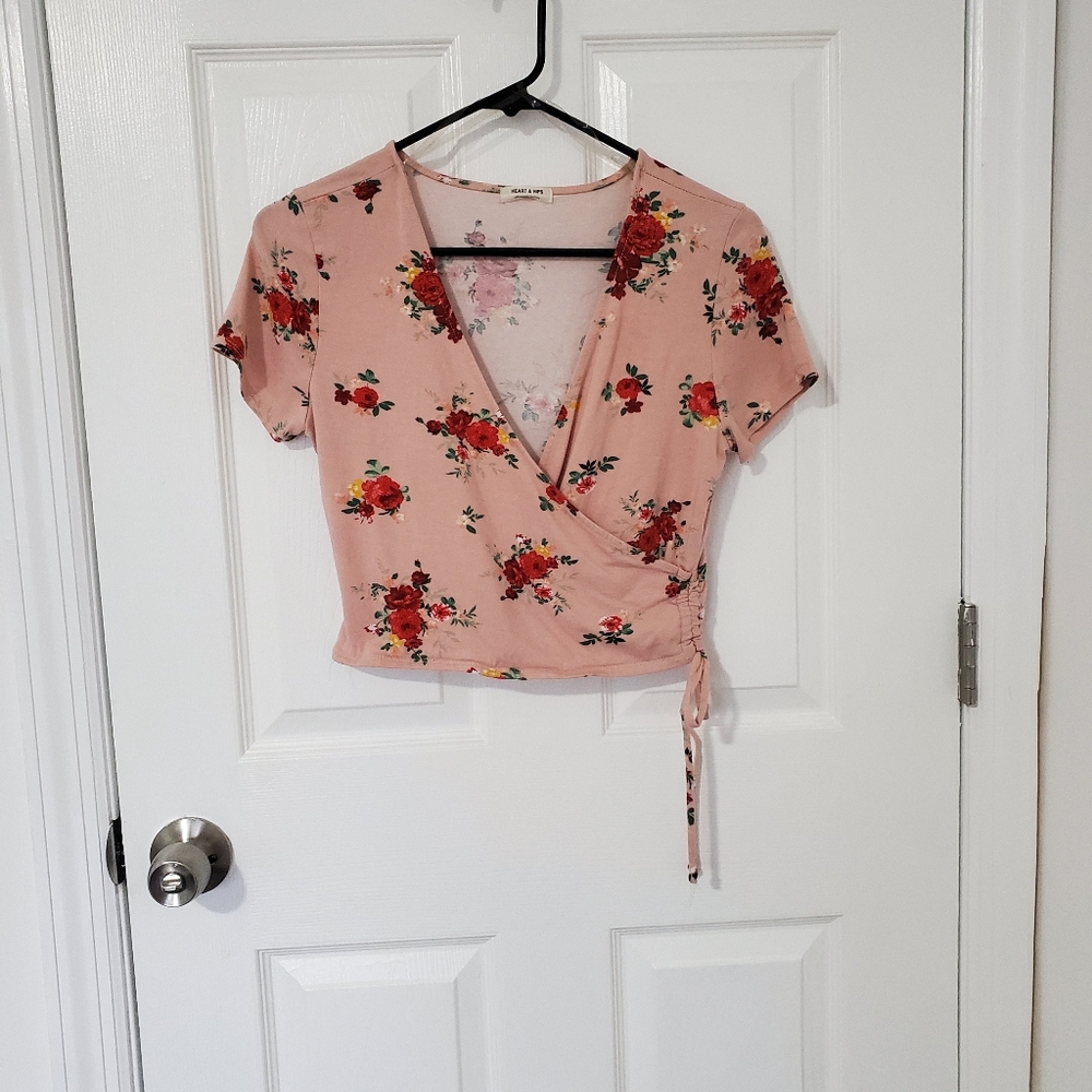 🌹Floral Tie-up Crop Top NWOT